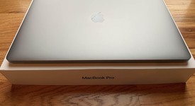 Mint
													MacBook Pro 2017 (With Touch Bar) - 15" - I7, Gray, 256 GB, 16 GB, photo 2 of 19