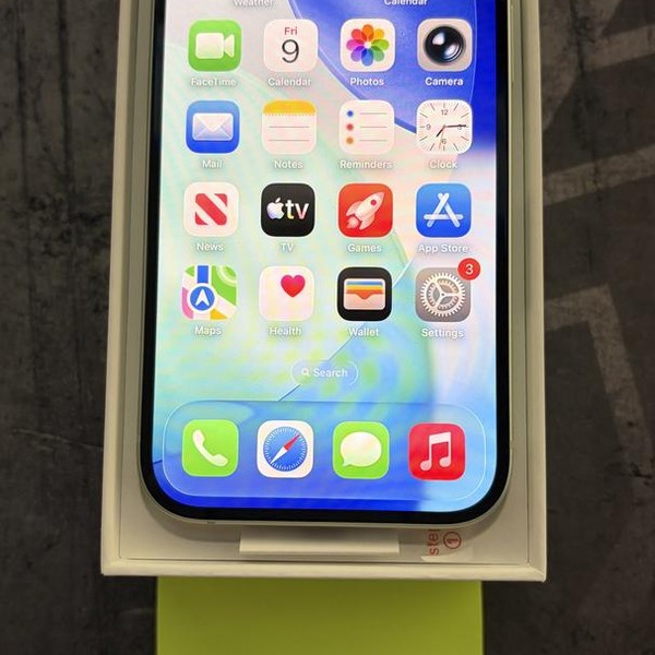Apple iPhone 15 - Unlocked, 128 GB, Green, A2846