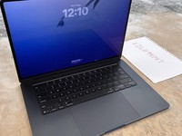 MacBook Air 2025 (M4) - 15"