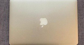 Good
													MacBook Pro 2015 (Retina) - 13" - Silver, 128 GB, 8 GB, photo 1 of 6