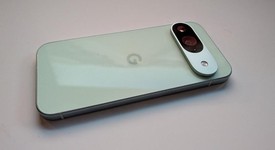 Mint
													Google Pixel 9 - Unlocked, Wintergreen, 128 GB, 12 GB, G2YBB, photo 3 of 15