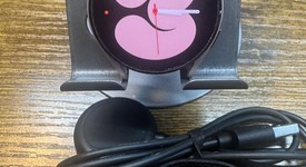 Good
													Samsung Galaxy Watch4 - Unlocked, Gold, 40mm, photo 5 of 6