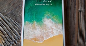 Mint
													Apple iPhone 7 Plus - Unlocked, Rose Gold, 32 GB, A1661, photo 1 of 10
