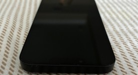 Mint
													Apple iPhone 13 - Unlocked, Midnight, 128 GB, A2482, photo 5 of 18