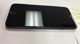 Mint
													Apple iPhone SE 3rd Gen 2022 - Unlocked, Midnight, 64 GB, A2595, photo 5 of 7