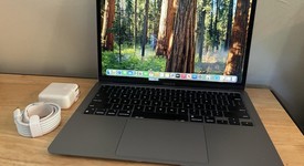 Good
													MacBook Air 2020 - 13" - Apple M1, Gray, 256 GB, 8 GB, photo 1 of 10