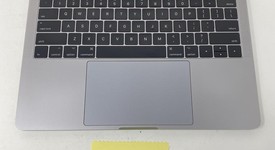 Good
													MacBook Pro 2017 (With Touch Bar) - 13" - I5, Gray, 256 GB, 8 GB, photo 3 of 9