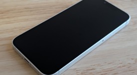 Good
													Apple iPhone 16e - Unlocked, White, 128 GB, A3212, photo 4 of 6