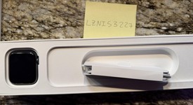 Fair
													Apple Watch SE 1st Gen 44mm - Gray, A2352 - GPS, Aluminum, photo 2 of 10