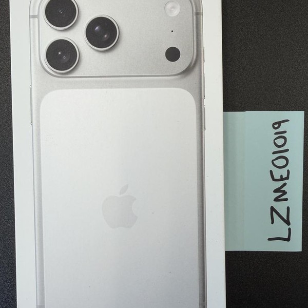 Apple iPhone 17 Pro Max - Unlocked, 1 TB, Silver, A3257