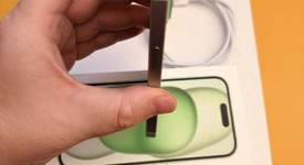 Good
													Apple iPhone 15 - AT&T, Green, 128 GB, A2846, photo 5 of 8