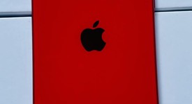 Good
													Apple iPhone SE 2nd Gen 2020 - Cricket, Red, 64 GB, A2275, photo 1 of 7