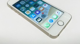 Good
													Apple iPhone SE 1st Gen 2016 - Unlocked, Gold, 64 GB, A1662, photo 5 of 5