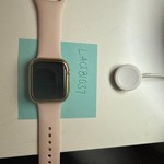 Good Apple Watch SE 1st Gen 40mm - Gold, A2351 - GPS, Aluminum