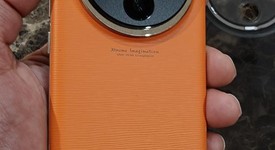 Good
													vivo X100 Pro - Unlocked Non-US, Orange, 512 GB, 16 GB, photo 3 of 10