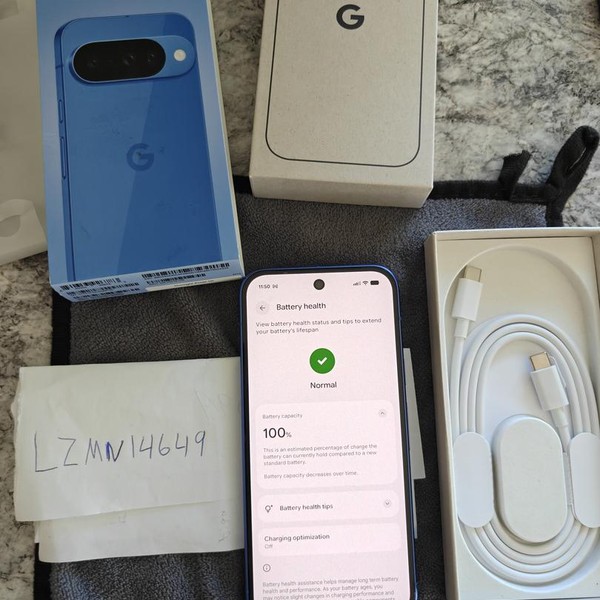 Google Pixel 10 - Unlocked, 128 GB, Indigo, GLBW0