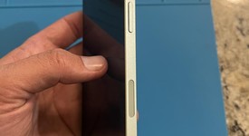 Good
													Apple iPhone 12 - Unlocked, Green, 64 GB, A2172, photo 4 of 9