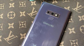 Good
													Samsung Galaxy Note 9 - AT&T, Purple, 128 GB, 6 GB, SM-N960U, photo 2 of 4