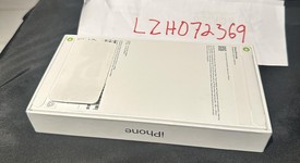 New
													Apple iPhone 16 Pro Max - Unlocked, White, 256 GB, A3084, photo 5 of 6
