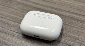 Used
													Apple AirPods Pro - Wireless Case, photo 5 of 10