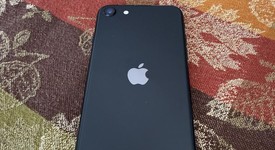 Fair
													Apple iPhone SE 2nd Gen 2020 - Unlocked, Black, 64 GB, A2275, photo 3 of 7