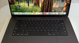 Mint
													MacBook Pro Late 2023 (M3) - 16" - Apple M3 Pro 12-core, Black, 512 GB, 36 GB, 18-core GPU, photo 1 of 11