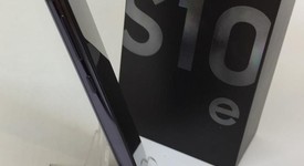 Mint
													Samsung Galaxy S10e - US Cellular, Black, 128 GB, 6 GB, SM-G970U, photo 2 of 7