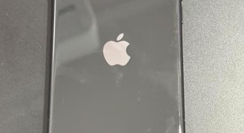 Fair
													Apple iPhone SE 2nd Gen 2020 - Unlocked, Black, 64 GB, A2275, photo 3 of 8