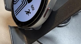 Fair
													Samsung Galaxy Watch4 - Unlocked, Silver, 44mm, photo 2 of 7