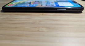 Fair
													Apple iPhone Xr - AT&T, Black, 64 GB, A1984, photo 4 of 17