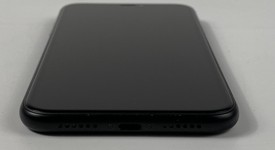 Good
													Apple iPhone Xr - Unlocked, Black, 256 GB, A1984, photo 4 of 7
