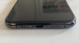 Good
													Apple iPhone 11 Pro - AT&T, Gray, 64 GB, A2160, photo 3 of 9