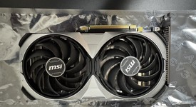Used
													MSI GeForce RTX 4070 - RTX-4070-GAMING-X-TRIO-12G, Gaming X Trio, photo 4 of 5