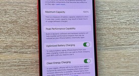 Mint
													Apple iPhone 14 - Unlocked, Red, 512 GB, A2649, photo 3 of 14