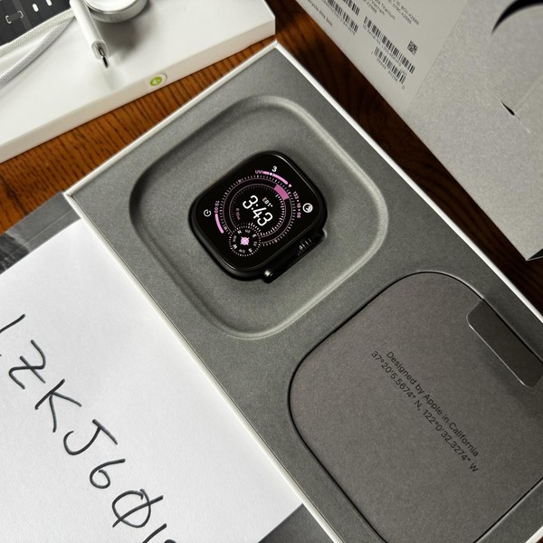 Apple Watch Ultra 2 49mm - Unlocked, Black, A2986