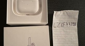 Used
													Apple AirPods Pro 2 - USB-C, photo 4 of 4