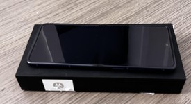 Mint
													Motorola Razr (2025) - Unlocked, Blue, 256 GB, 8 GB, photo 1 of 8