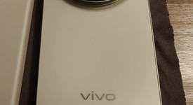 Mint
													Vivo X300 Pro - Unlocked Non-US, Dune Brown, 512 GB, 16 GB, photo 5 of 11