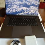 Mint MacBook Pro 2026 - 16 inch (M5) - 1 TB, Space Black, 48 GB, Apple M5 Pro 18-core (20-core GPU), Standard Display