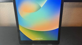 Good
													Apple iPad 9th Gen - Unlocked, Gray, 64 GB, A2603, photo 3 of 3