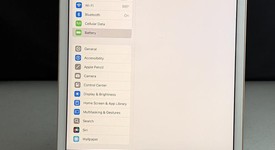 Good
													Apple iPad 7th Gen - Unlocked, Gold, 32 GB, A2200, photo 3 of 12