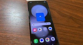 Good
													Samsung Galaxy Z Flip5 - T-Mobile, Gray, 256 GB, 8 GB, SM-F731U, photo 1 of 4