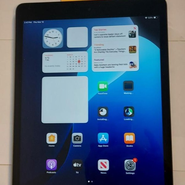 Apple iPad 9th Gen - Unlocked, 64 GB, Gray, A2603