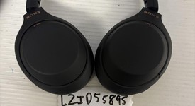 Used
													Sony WH-1000XM4 - Black, photo 3 of 4