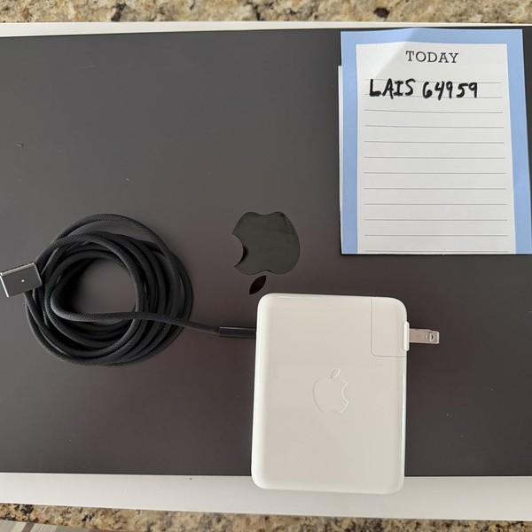 MacBook Pro 2024 - 16 inch - 1 TB, Space Black, 36 GB, Apple M4 Max 14-core