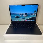 Good MacBook Air 2025 (M4) - 13 inch - 512 GB, Midnight, 16 GB, Apple M4