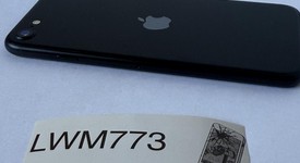 Good
													Apple iPhone SE 3rd Gen 2022 - Unlocked, Midnight, 64 GB, A2595, photo 4 of 10