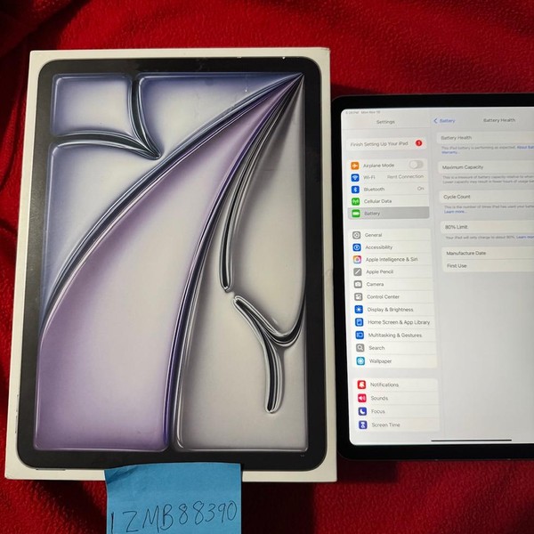 Apple iPad Air 11 inch (M3) 2025 - Unlocked, 128 GB, Gray, A3267