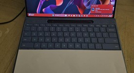 Good
													Microsoft Surface Pro 11 - Platinum, 1 TB, 32 GB, photo 5 of 10