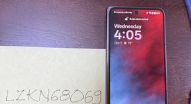 Mint
													OnePlus Open - Unlocked, Black, 512 GB, 16 GB, photo 1 of 9